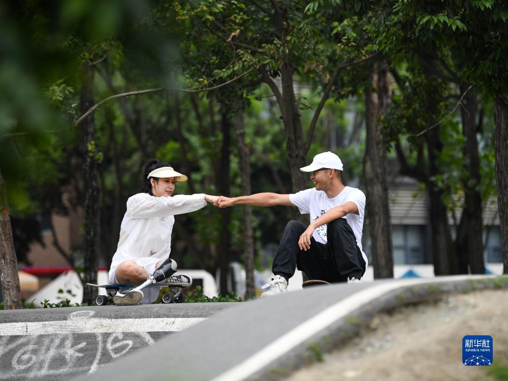 强的棋牌类手